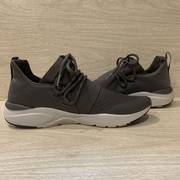 Fabletics Zumo Sneakers - Picture 6 of 12